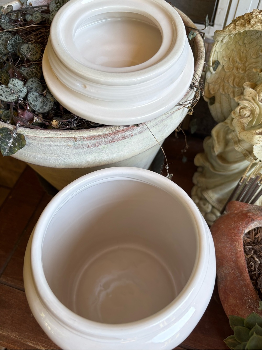 Rae Dunn FLOUR canister - Picture 3 of 6